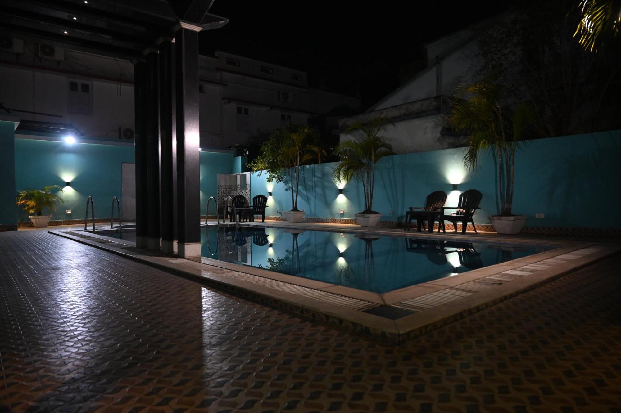Santiniketan Residency Hotel Shānti Niketan Buitenkant foto
