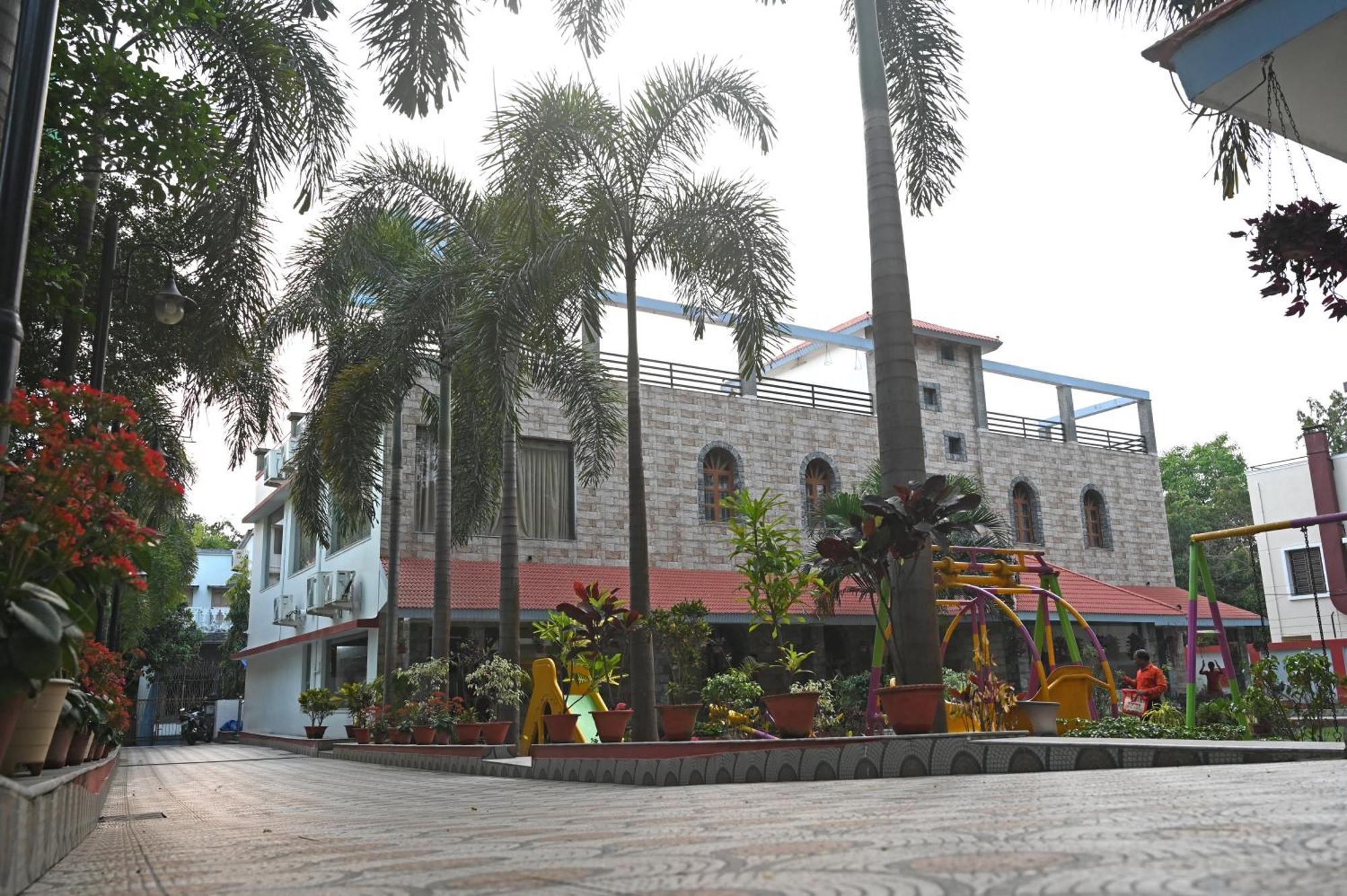 Santiniketan Residency Hotel Shānti Niketan Buitenkant foto